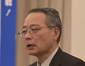 坪田利幸氏